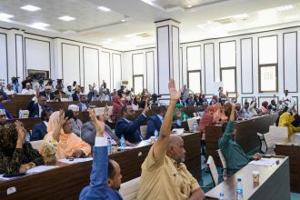 البرلمان يصادق على غلق ميزانية الدولة لعام 2024